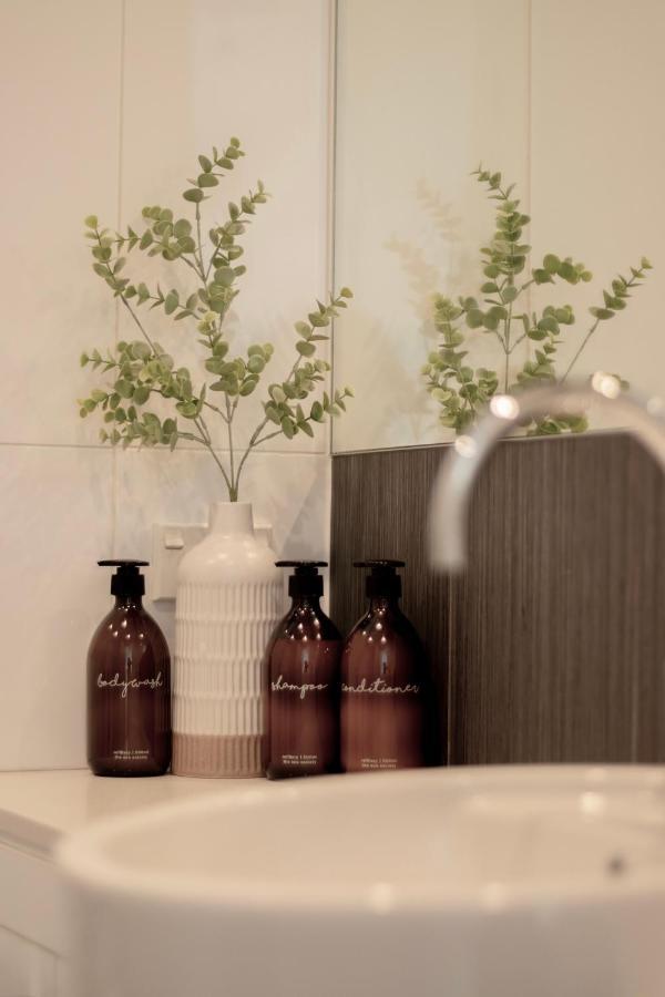 Appartement Stylish Haven Luxury Interiors In Prime Location à Queenstown Extérieur photo